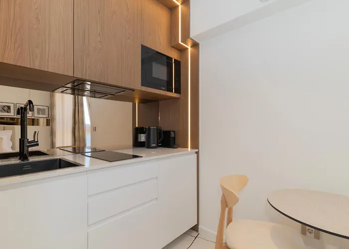 Luce Sul Mare 1 Apartment *